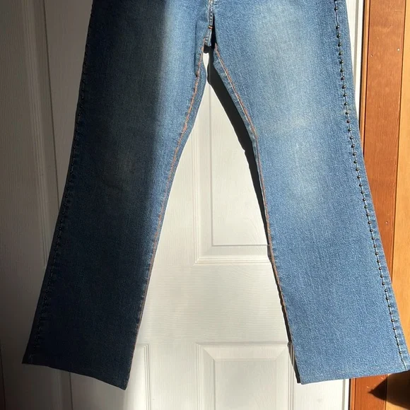 VTG Basil and Maude Embroidered Studded Jeans EC - Picture 5 of 13